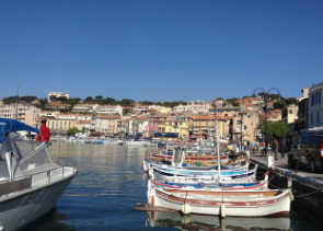 Toulon Shore Excursion : Full Day Private Tour of Provence Villages Cassis, Marseille and Le Castellet