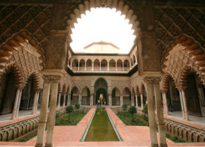 3.5-Hour Private Guided Walking Tour in Seville
